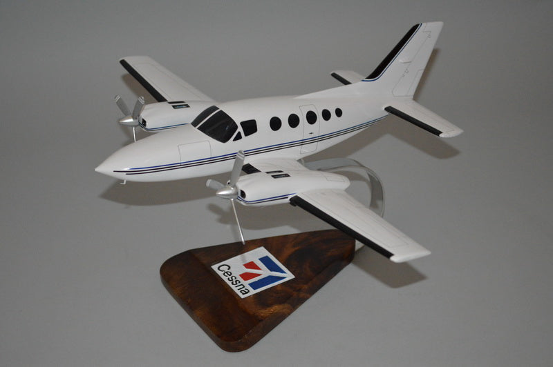 Cessna 414 Chancellor Airplane Model