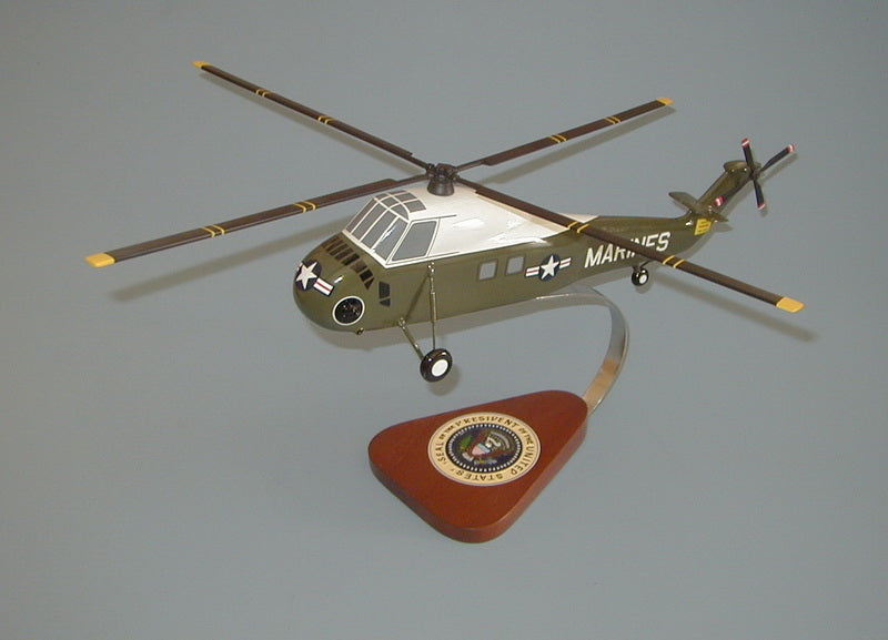 VH-34 / USMC Airplane Model