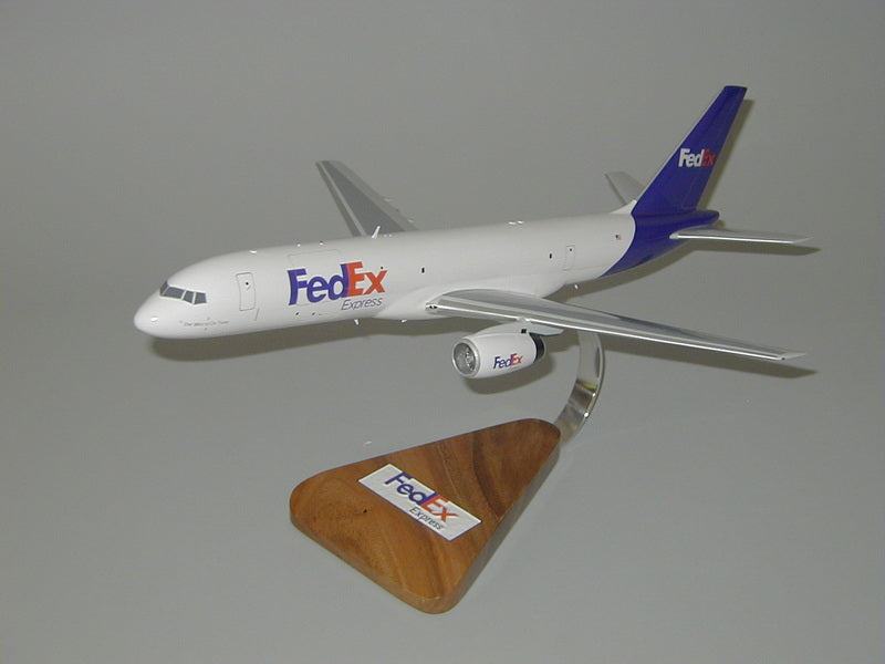 Boeing 757 FedEx cargo airplane model
