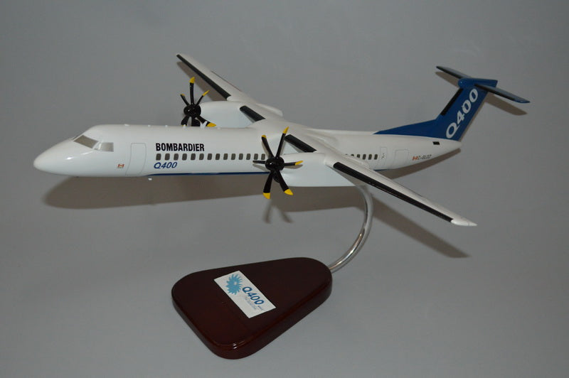 Q-400 DeHavilland Airplane Model