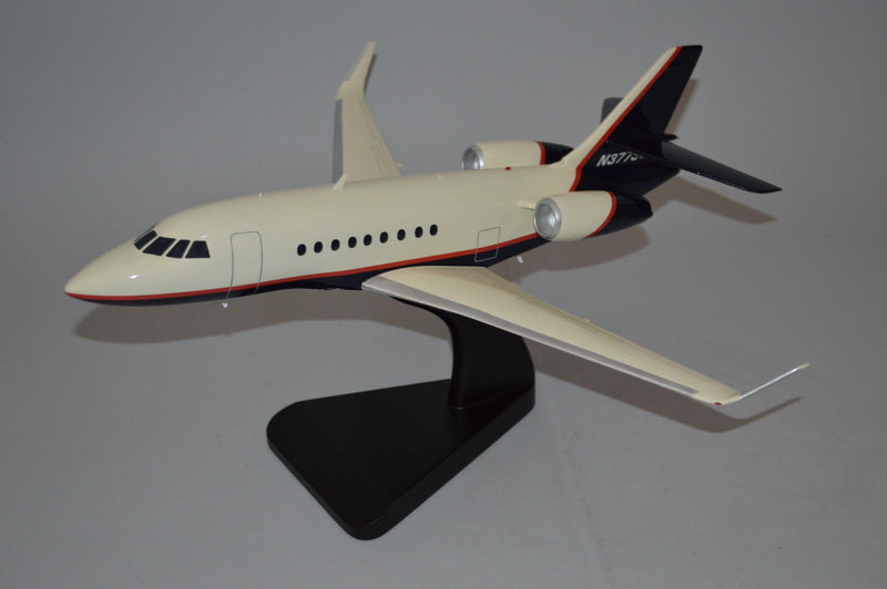 Falcon 2000 Airplane Model
