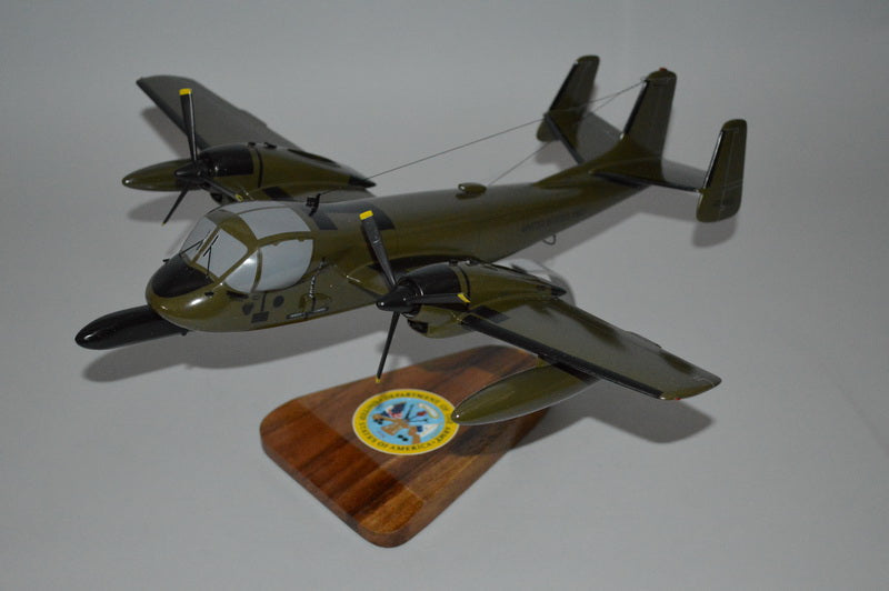 OV-1 Mohawk with SLAR Airplane Model