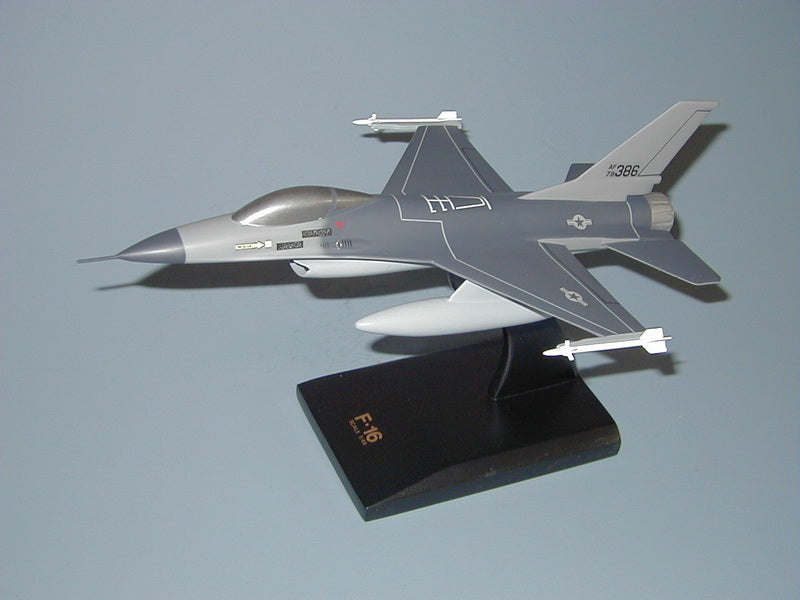 F-16 Falcon Airplane Model