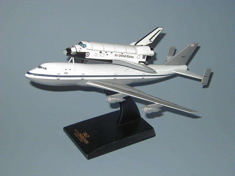 747 with Space Shuttle model