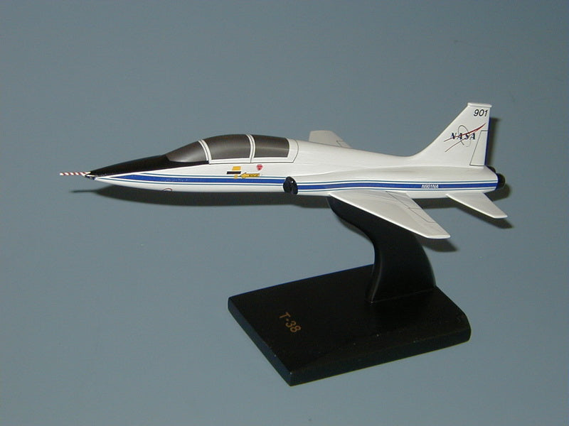 NASA T-38 Talon model airplane