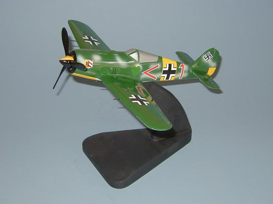 Focke Wulf FW-190 Luftwaffe Airplane Model