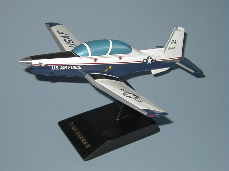 Raytheon-Beech T-6A Texan II / USAF Airplane Model