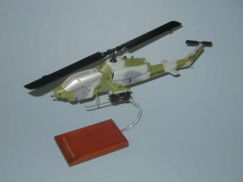 AH-1W Super Cobra Airplane Model