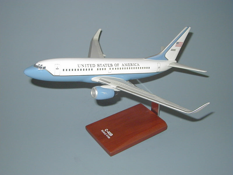 C-40 Clipper Airplane Model