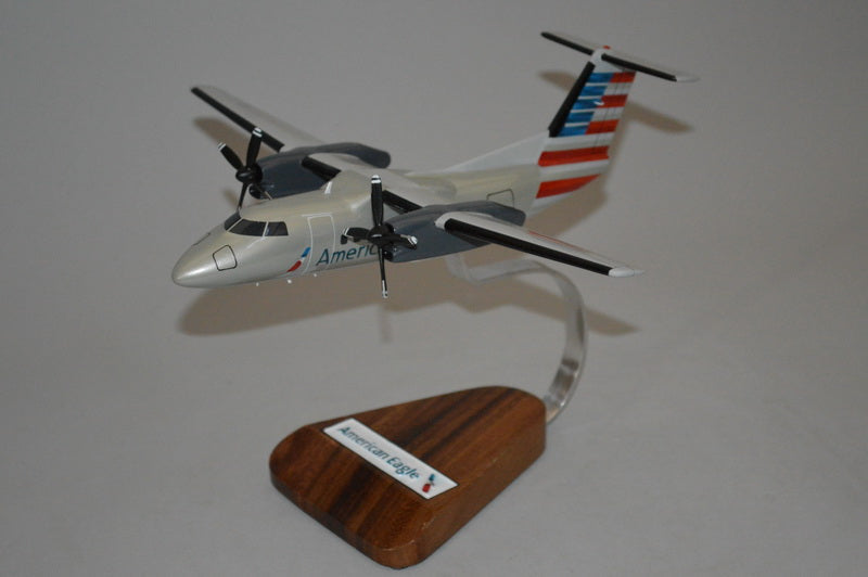 DHC-8 / American Eagle Airplane Model