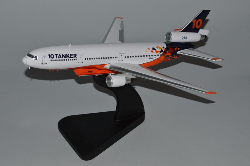 DC-10 / 10 Tanker N603AX (914) Airplane Model