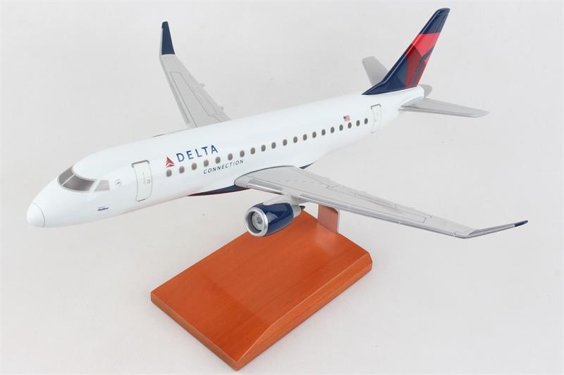 EMB175 / Delta Connection Airplane Model