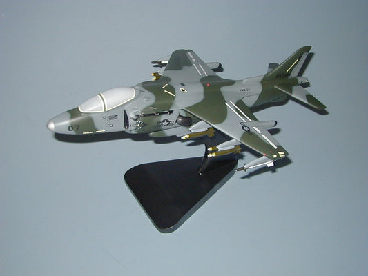 AV-8B Harrier / USMC Airplane Model