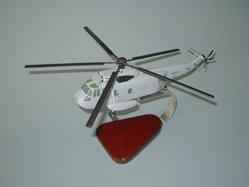 SH-3 Sea King / US Navy Airplane Model