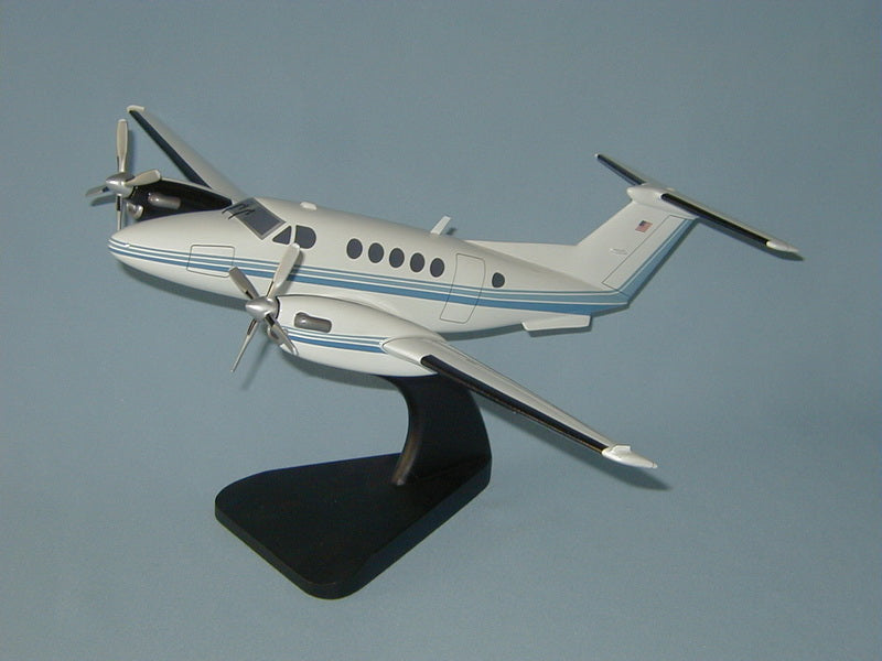 Beechcraft 200 airplane model