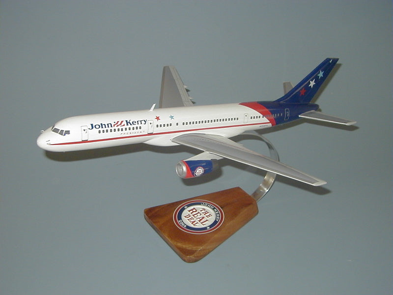 Boeing 757 / John Kerry Airplane Model