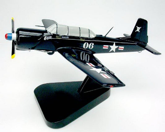 Nanchang CJ-6A (CJ-5) Yak-18 Airplane Model