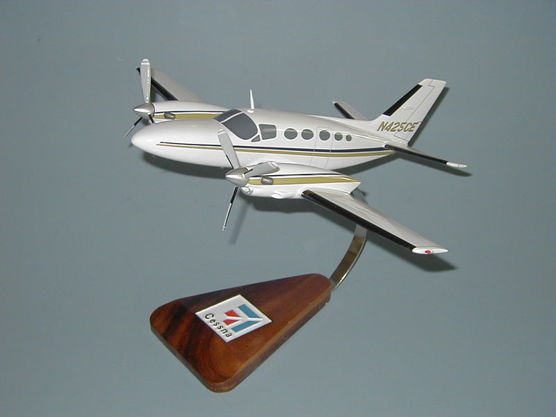 Cessna 425 Corsair / Conquest Airplane Model