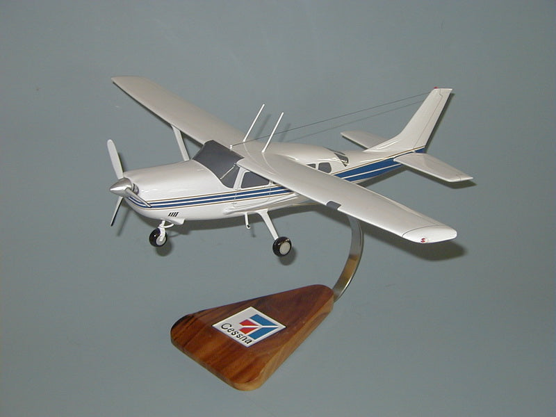 Cessna 207 Airplane Model