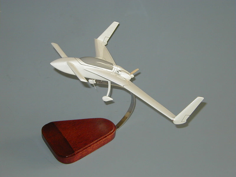 Long EZ - Varieze Airplane Model