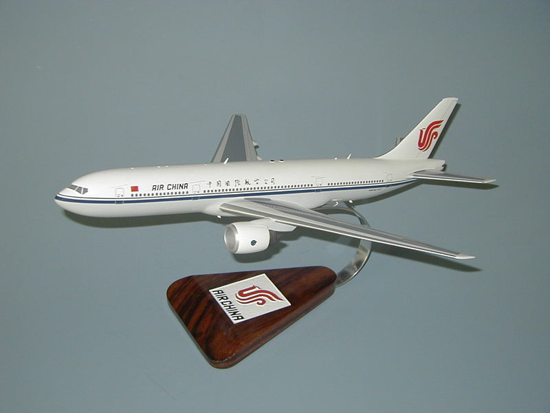 Boeing 777 / Air China Airplane Model