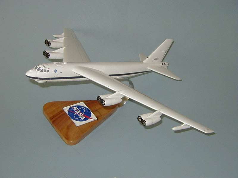 B-52 Stratofortress / NASA Airplane Model