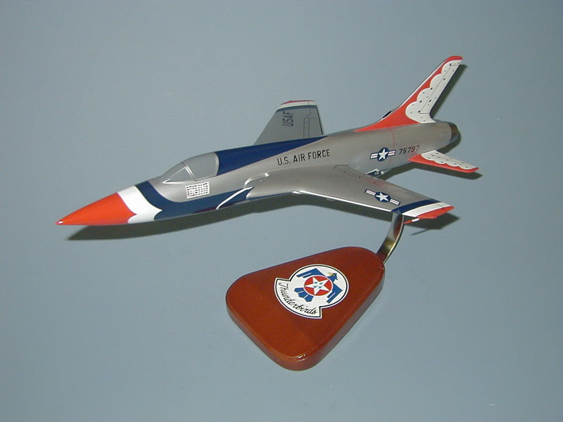 F-105 Thunderchief / Thunderbirds Airplane Model