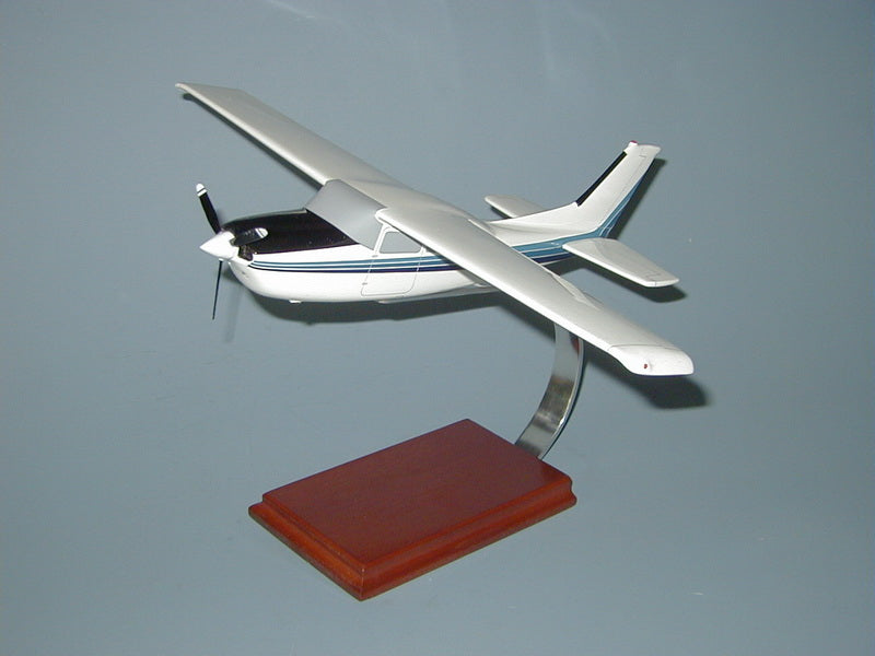 Cessna 210 Centurion model Airplane Model