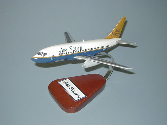 Boeing 737 / Air South Airplane Model