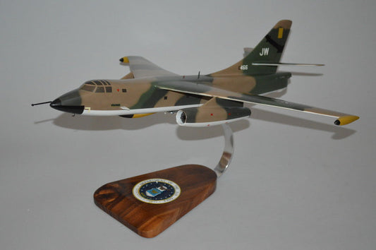 EB-66 ELINT / ECM Airplane Model