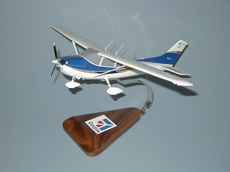 Cessna 182 Airplane Model