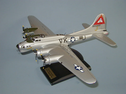 Boeing B-17G bomber Airplane Model