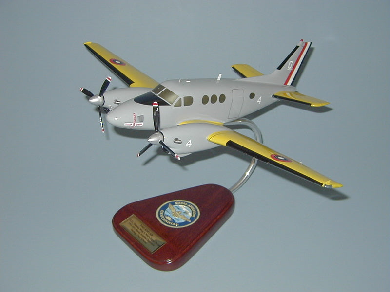 T-44 / VT-31 Airplane Model