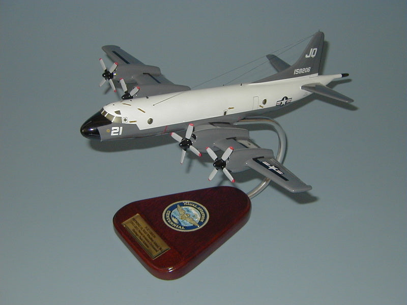 P-3C / PW-10 Airplane Model