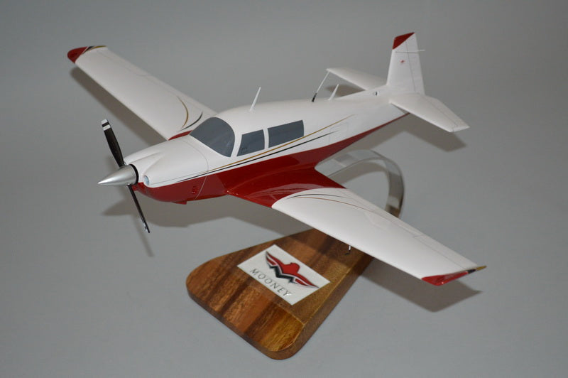 Mooney M20 Airplane Model