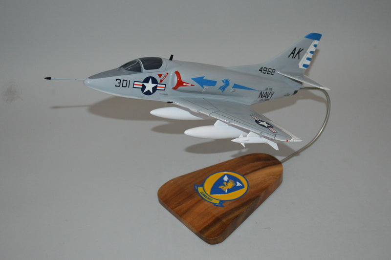 VA-106 Douglas A-4 Skyhawk airplane model