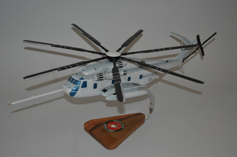 Sikorsky CH-53E Sea Stallion helicopter model