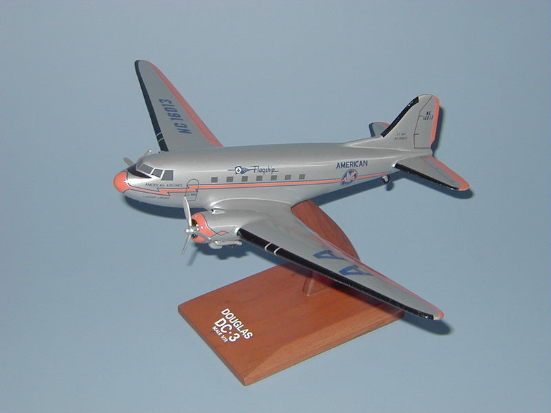 Douglas DC-3 / American Airplane Model
