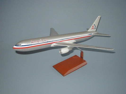 Boeing 767-300 / American Airplane Model