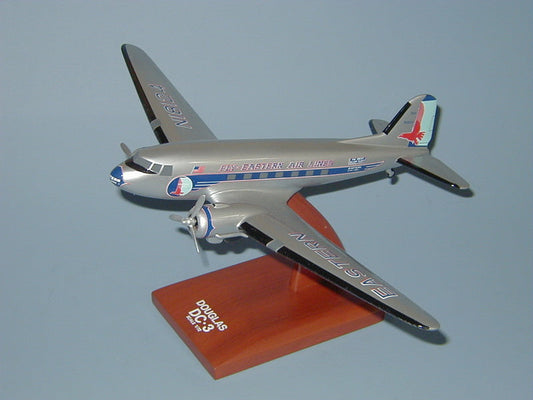 Douglas DC-3 / Eastern Airplane Model
