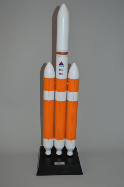 Delta Rockets Model Delta IV Heavy Rocket Airplane Model – MAM - Scalecraft