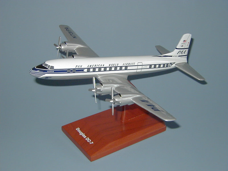 DC-7 / Pan Am Airplane Model