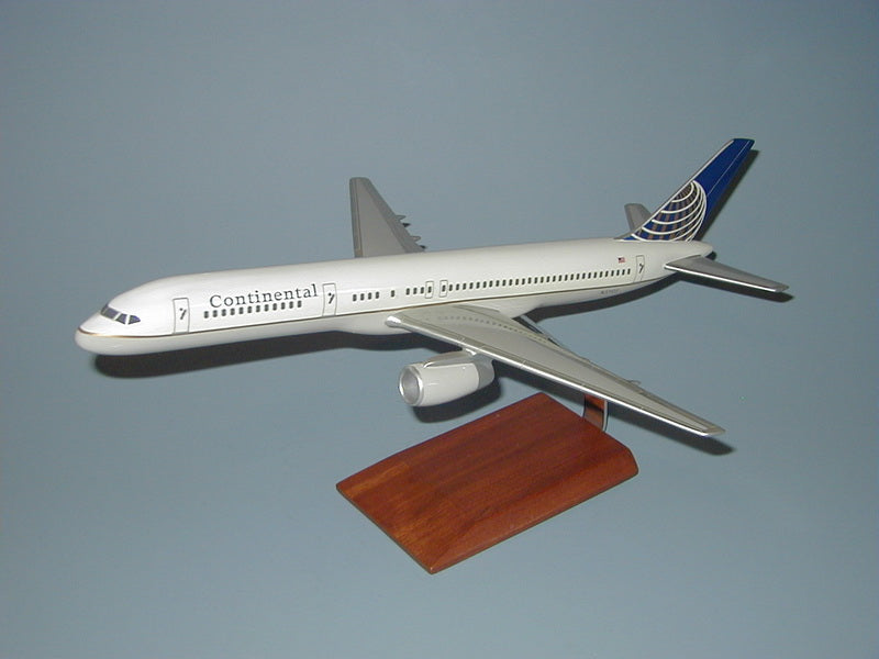 Boeing 757 / Continental Airplane Model