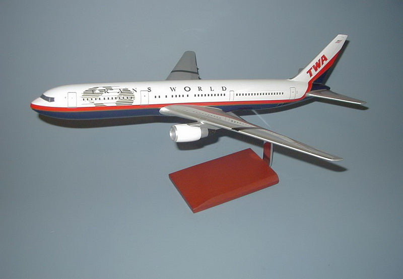 Boeing 767/ TWA Airplane Model