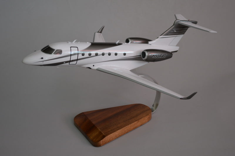 EMB-550 Legacy airplane model