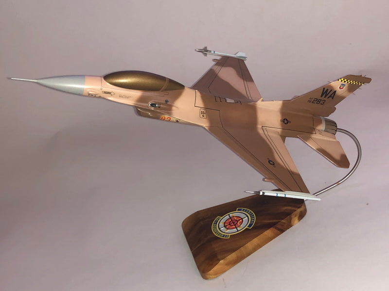 F-16 Falcon / USAF Aggressor "Desert Lizard Scheme" Airplane Model