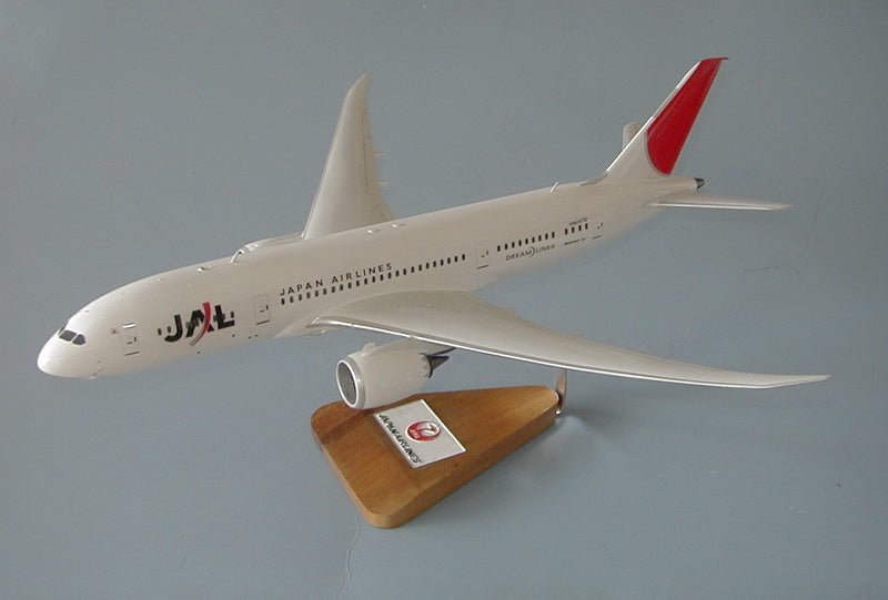 787 Dreamliner / Japan Air Lines Airplane Model