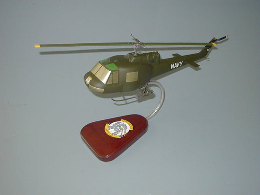 Bell UH-1 Huey / US Navy Airplane Model