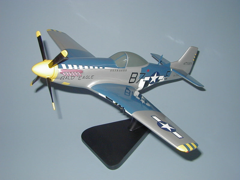 P-51D Mustang / "Bald Eagle" Airplane Model