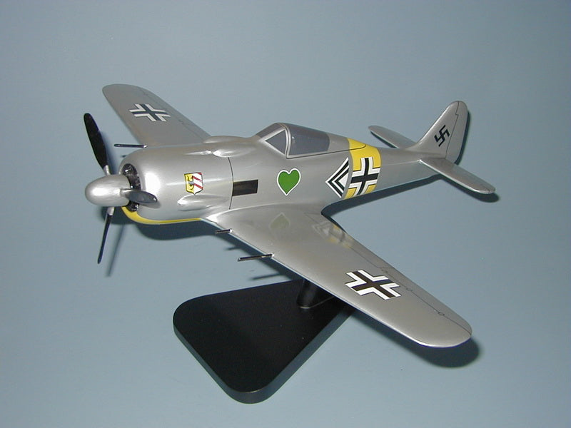 Focke-Wulf FW-190 Luftwaffe Airplane Model